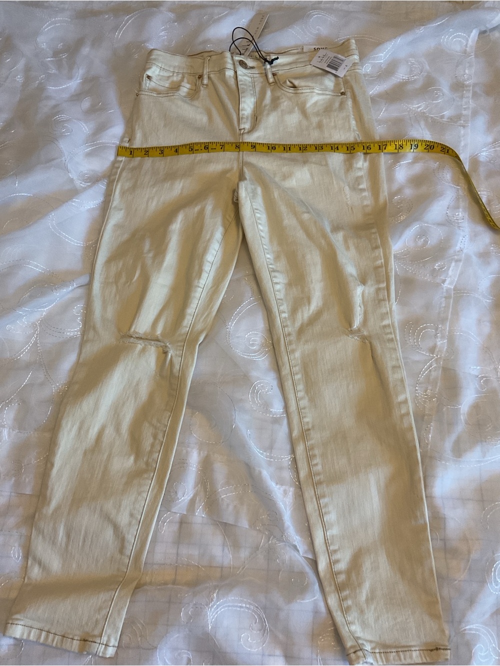 Nicole Miller NWT Womens Winter White Size 8 Distressed Pants - Picture 4 of 10